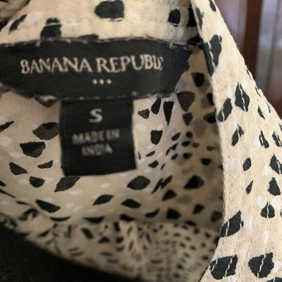 Banana Republic Sheer Popover Blouse Tunic Size Small Beige & Black - Picture 7 of 7